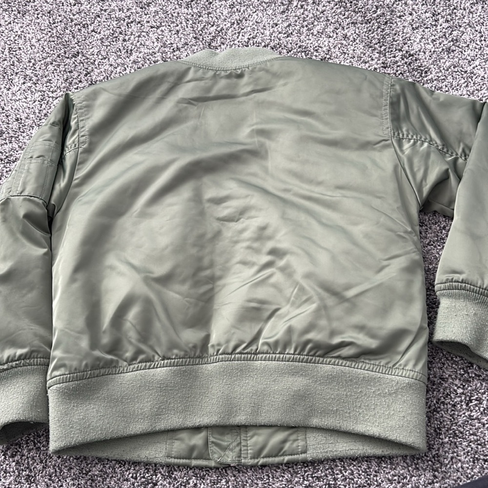 GUC Abercrombie Kids Green Bomber Jacket Size 7/8 - Picture 8 of 11